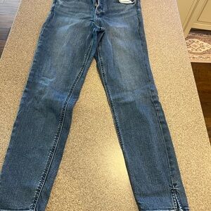 GAP Women’s Classic Indigo universal legging Jeans